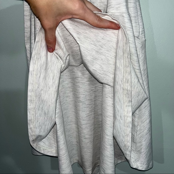 Gap size medium soft white and grey dress - Picture 7 of 12